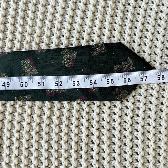 Hugo Boss Neck Tie Green Silk Green Geometric Made In Italy 57”
